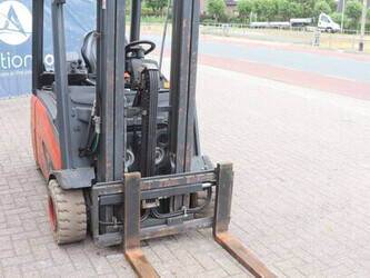 2015-linde-e20l-02-1483898-48968892