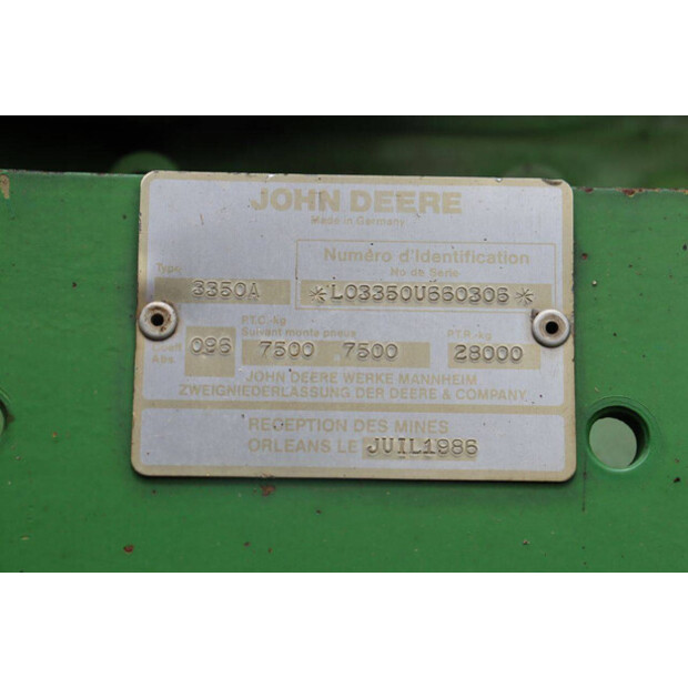 1986 جون دير 3350A-48969133