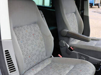 2008-volkswagen-transporter-tdi-1483908-48969224