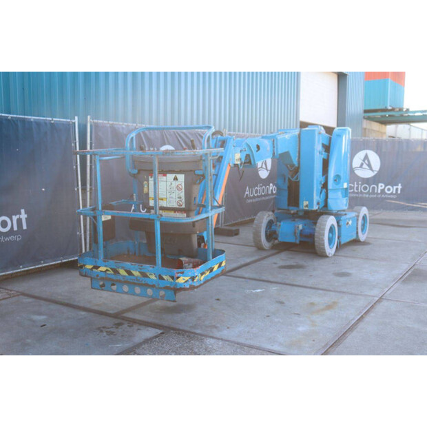 2001 JLG E300AJP-48969334