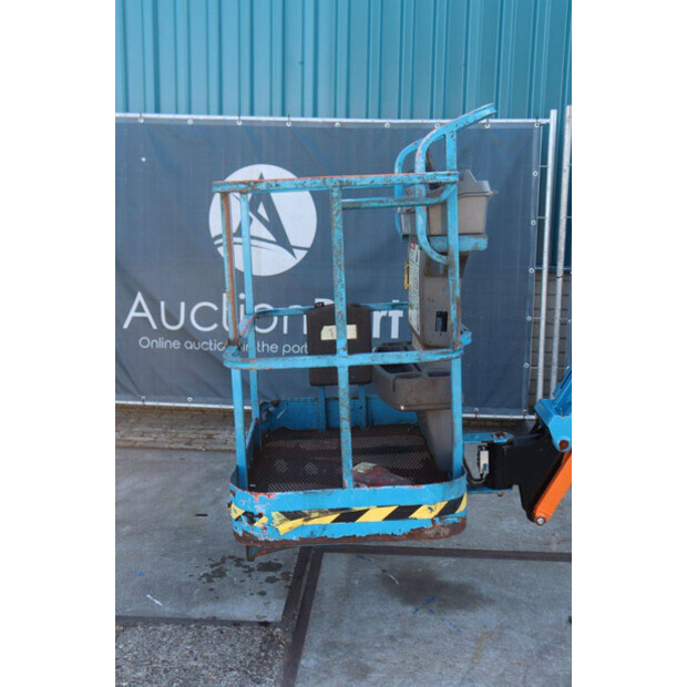 2001 JLG E300AJP-48969335