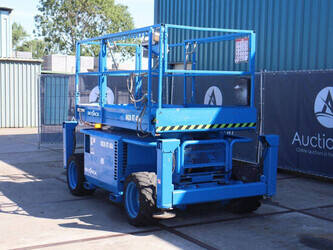 2012-skyjack-sj6826rt-1483913-48969361