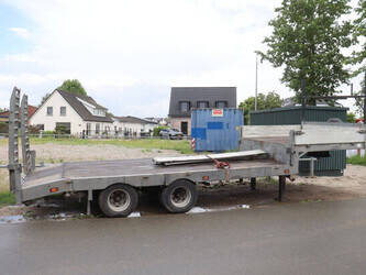 Image for Low Loader Semi Trailers 2005 VELDHUIZEN P31-5A for Sale in China