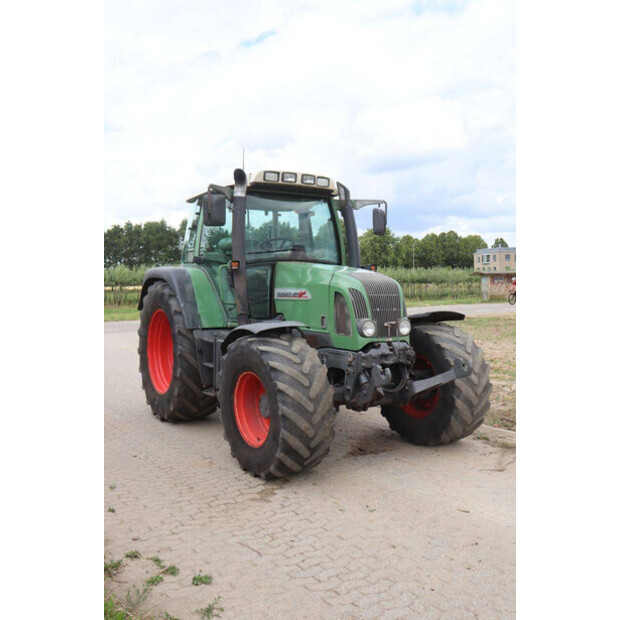 2002 Fendt Farmer 411 Vario-48970000