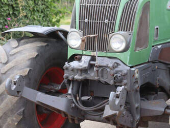 2002-fendt-farmer-411-vario-48970003