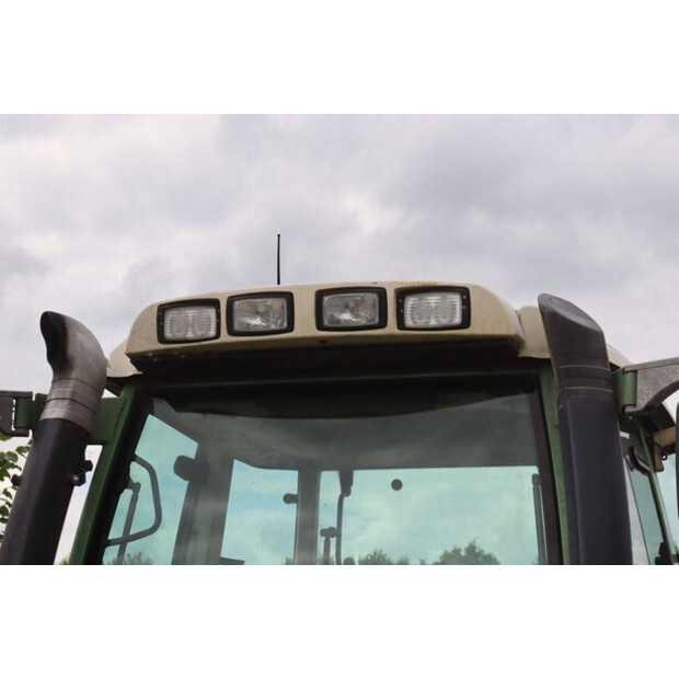 2002 Fendt Farmer 411 Vario-48970004