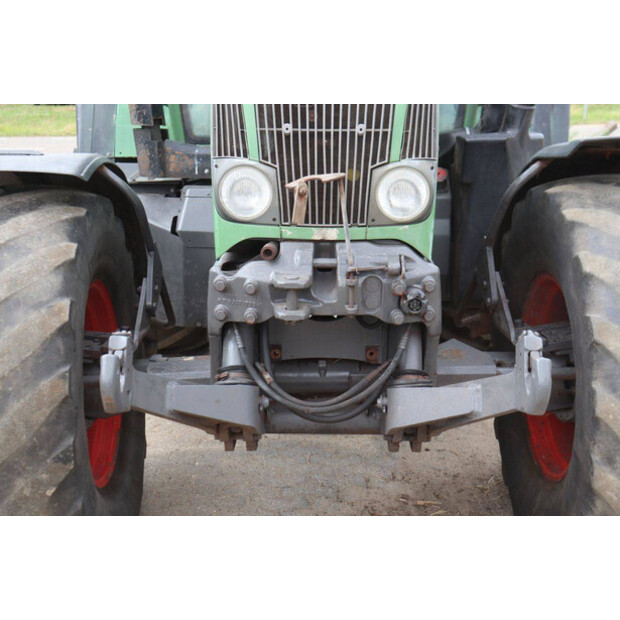 2002 Fendt Farmer 411 Vario-48970005