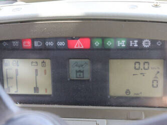 2002-fendt-farmer-411-vario-48970031