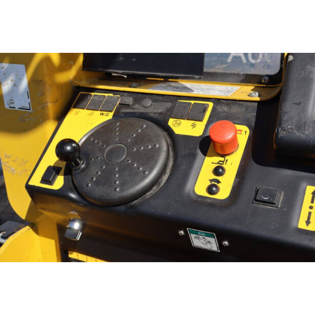2019 Yale MO10E-48970058