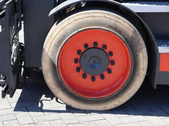 2020-linde-e70-01-1483942-48970362