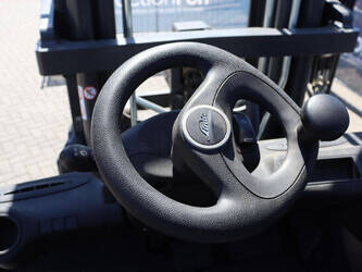 2020-linde-e70-01-1483942-48970378