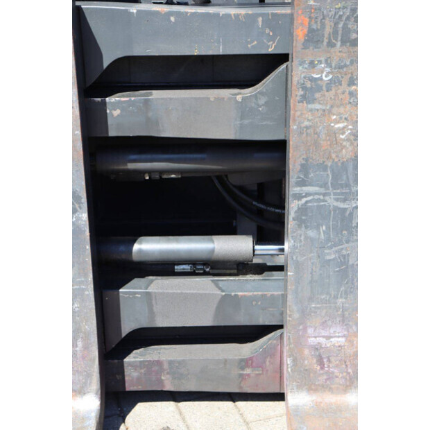 2018 ليندي E50HL-01-48970399