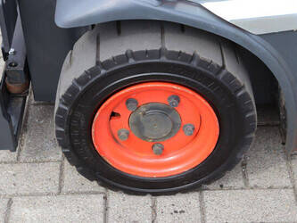 2020-linde-e15-02-1483945-48970483