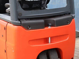 2020-linde-e15-02-1483945-48970487
