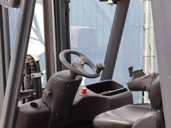 2020-linde-e15-02-1483945-48970491