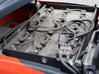 2020-linde-e15-02-1483945-48970502