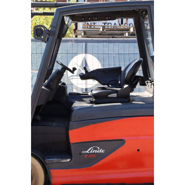 2017 Linde E25HL-01/600-48970534