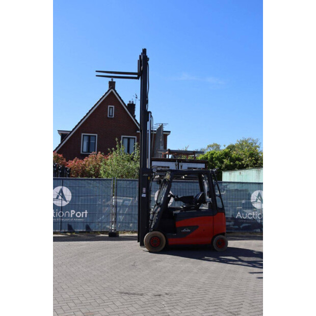 2017 Linde E25HL-01/600-48970544