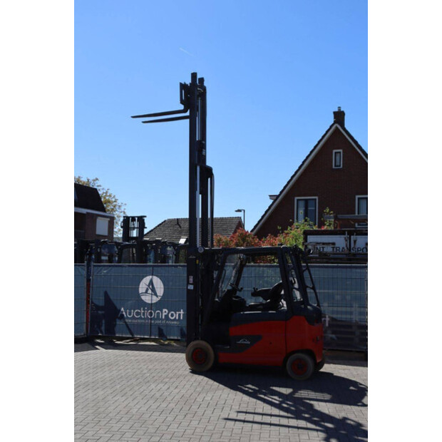 2017 Linde E25HL-01/600-48970546