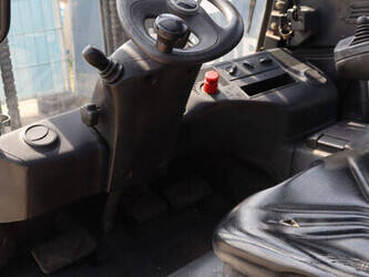 2012-linde-e30l-01-1483949-48970641