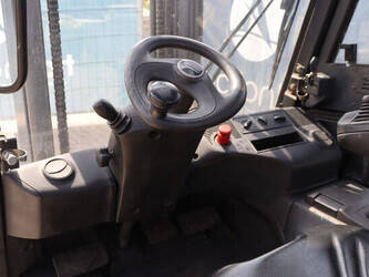 2012-linde-e30l-01-1483949-48970642