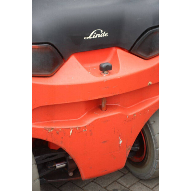 2017 ليندي E35H-01/600-48970785