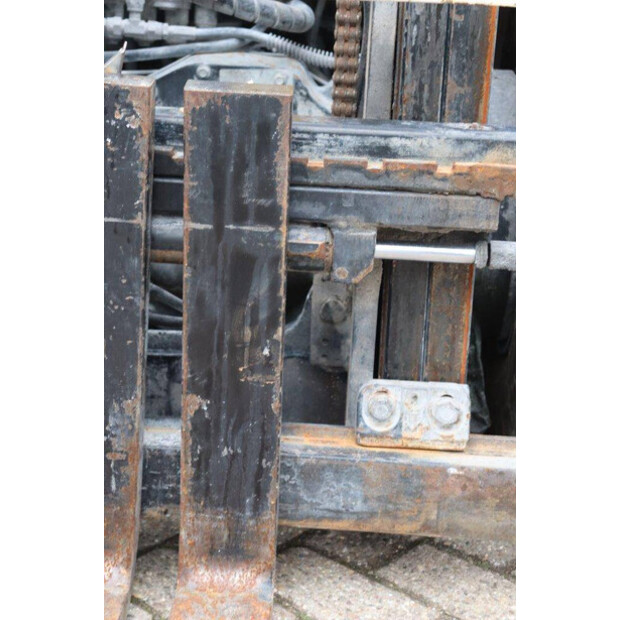 2012 Yale GLP25VX-48971242