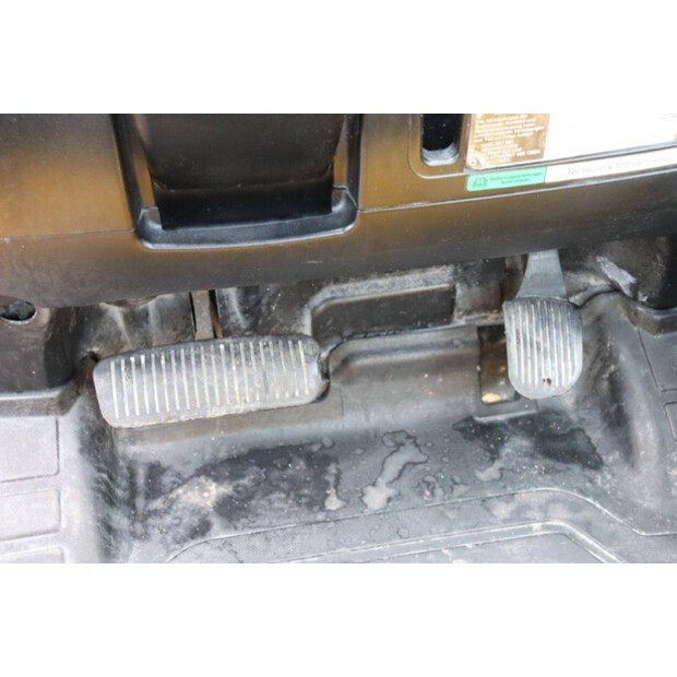 2012 Yale GLP25VX-48971256