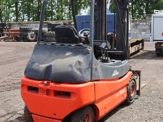 1998-linde-e30-01-1483973-48971484