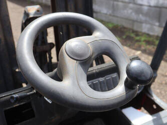 1998-linde-e30-01-1483973-48971503