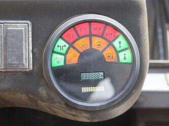 1998-linde-e30-01-1483973-48971508