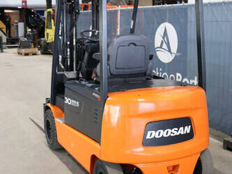 2009-doosan-b30x-5-1483976-48971594
