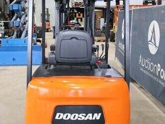 2009-doosan-b30x-5-1483976-48971595