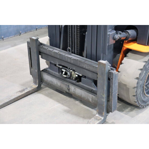 2009 Doosan B30X-5-48971602
