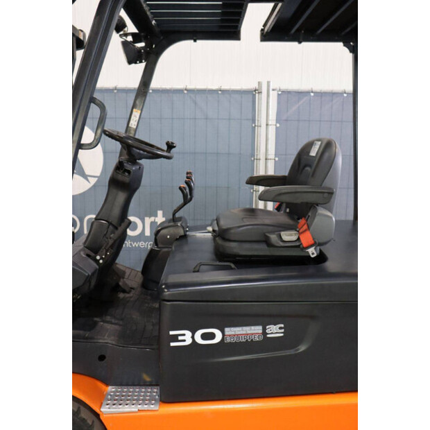 2009 Doosan B30X-5-48971615