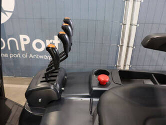 2009-doosan-b30x-5-1483976-48971619