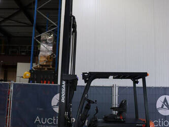 2009-doosan-b30x-5-1483976-48971630
