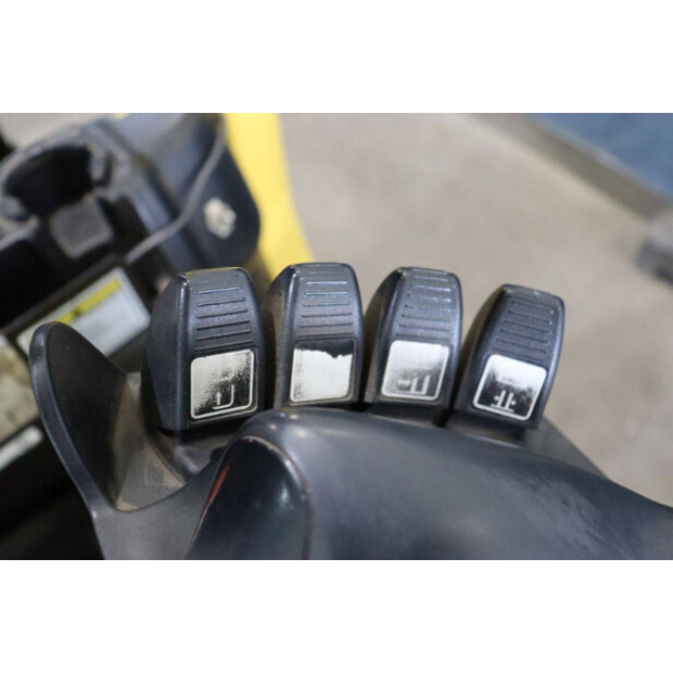 2021 Hyster H3.0FT-48971663
