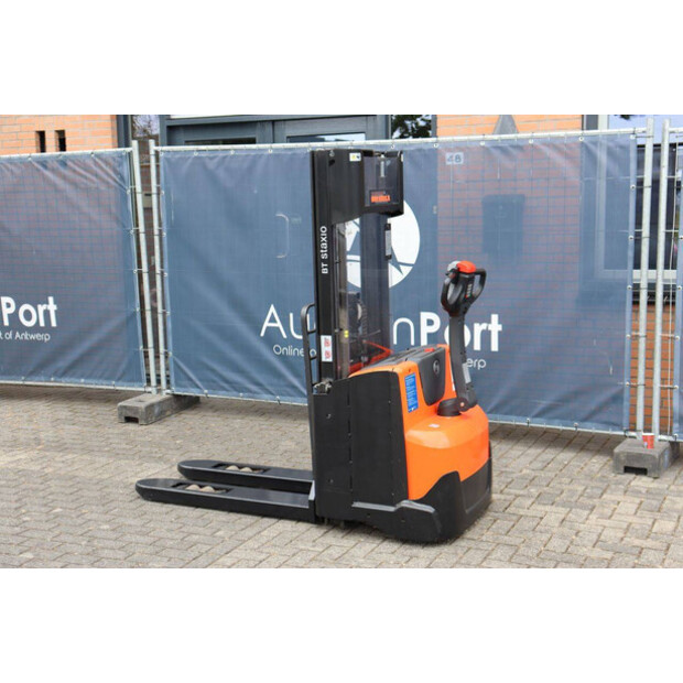 2015 BT SWE140L-48971805
