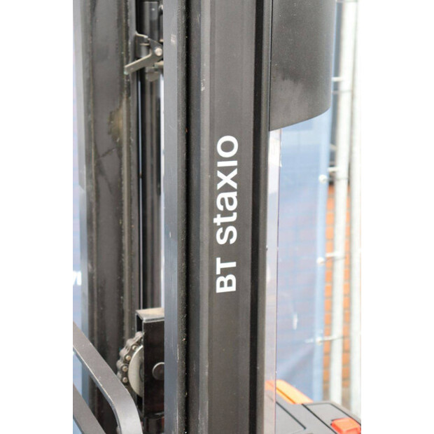 2015 BT SWE140L-48971813