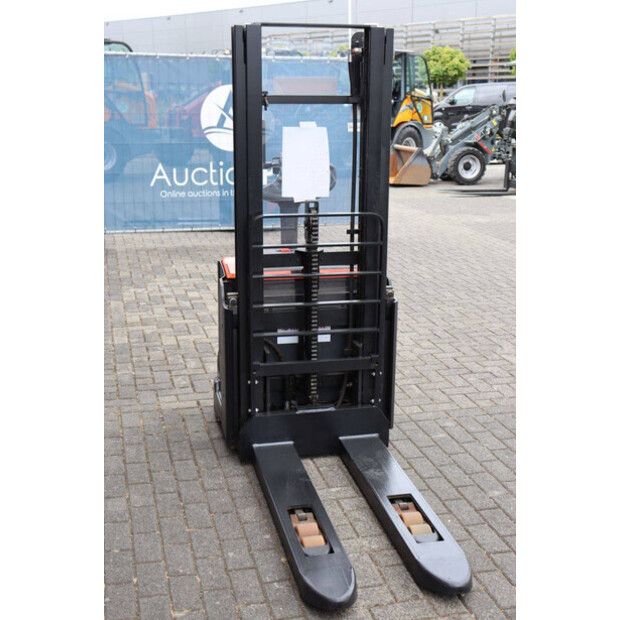 2015 بي تي SWE140L-48971892