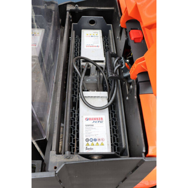 2015 بي تي SWE140L-48971910