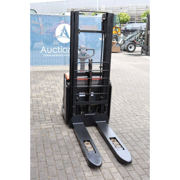 2015 بي تي SWE140L-48971922