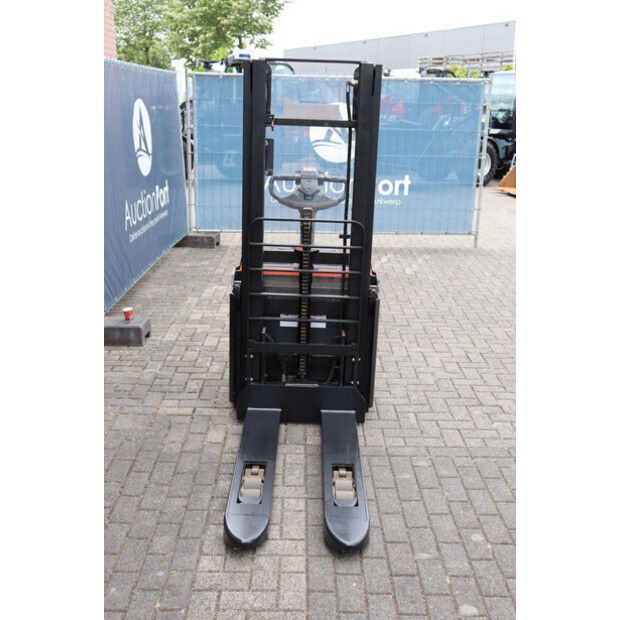 2015 بي تي SWE140L-48971923