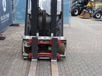 2015-linde-e30hl-01-600-1483993-48972238