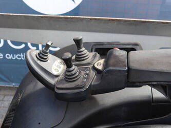 2011-still-rx20-16p-1483994-48972297