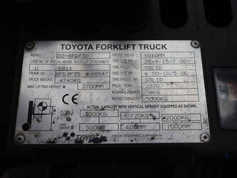 2020-toyota-02-8fdf30-1483998-48972439