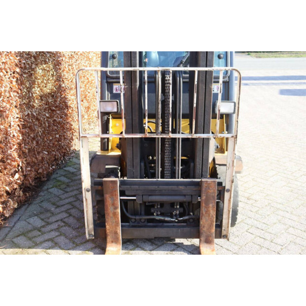 2014 يال GLP16VX-48972502