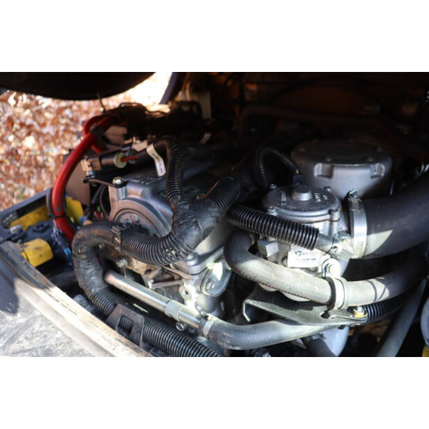 2014 يال GLP16VX-48972520