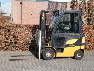 Image for LIFTS 2014 Yale GLP16VX